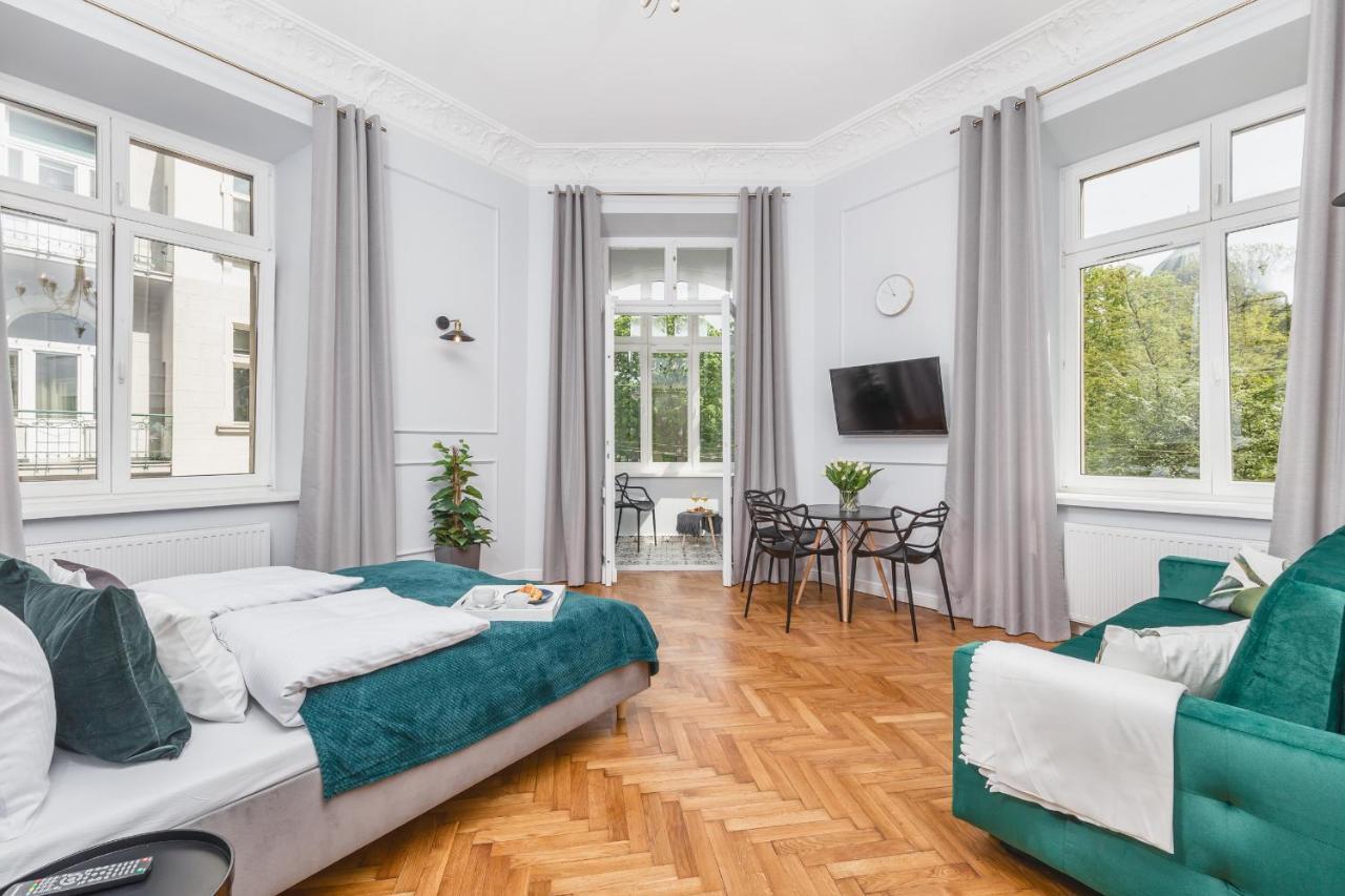 Traveler'S Best Choice - Old Town Guesthouse - By Upstairs Krakkó Kültér fotó